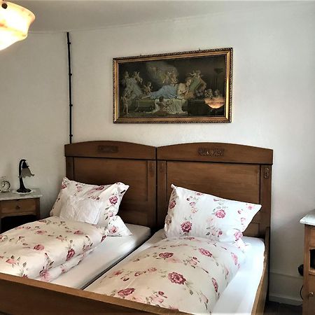 Ferienwohnung Bei Der Kirch Muensingen Exterior photo